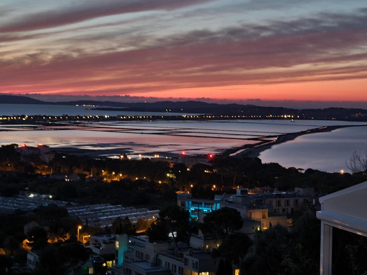 T2 Hyeres 5 Personnes Apartment Екстериор снимка